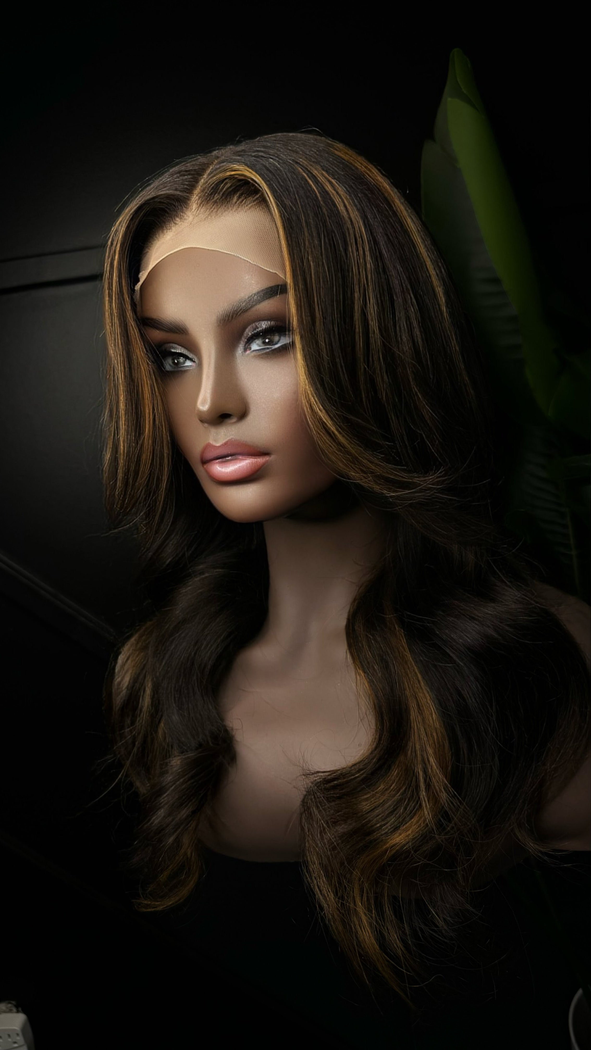 “Eliza" Glueless Front Lace Wig