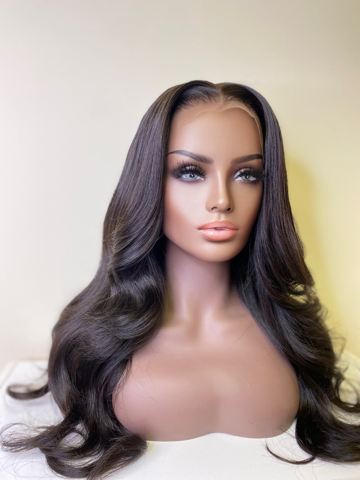 “Chrissy" Glueless Front Lace Wig